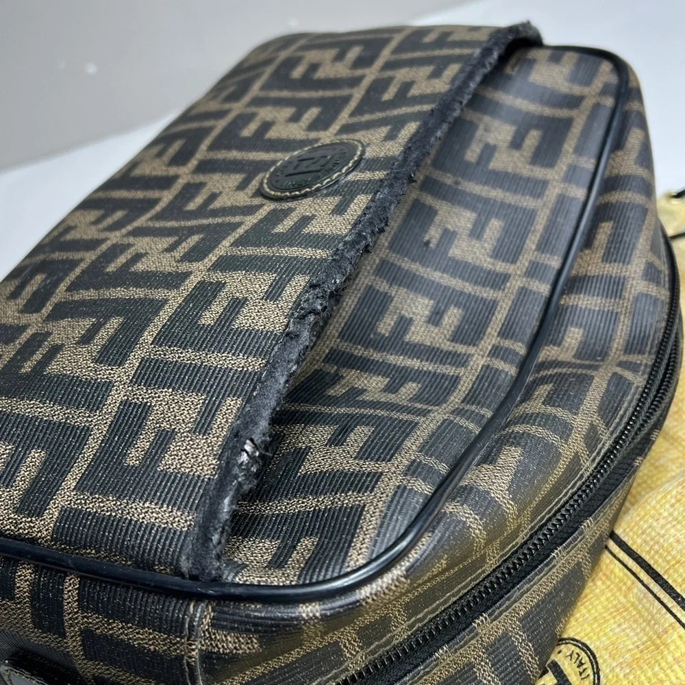 Fendi Vintage Zucca Coated Canvas Zip Crossbody Shoulder Bag - Picture 12 of 16